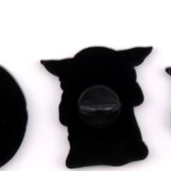 Baby Pin Brooch - Picture 2 of 2